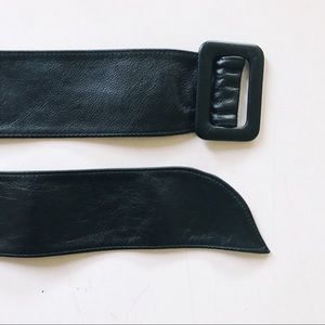 Vintage 80s Black Leather Belt
